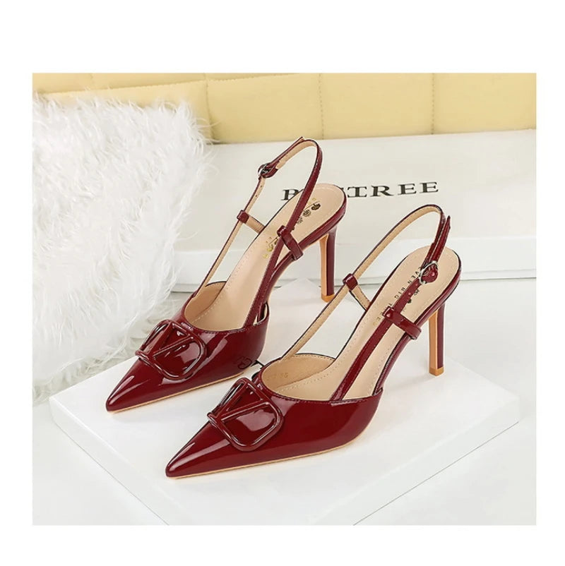Syrinx Pointed Pumps