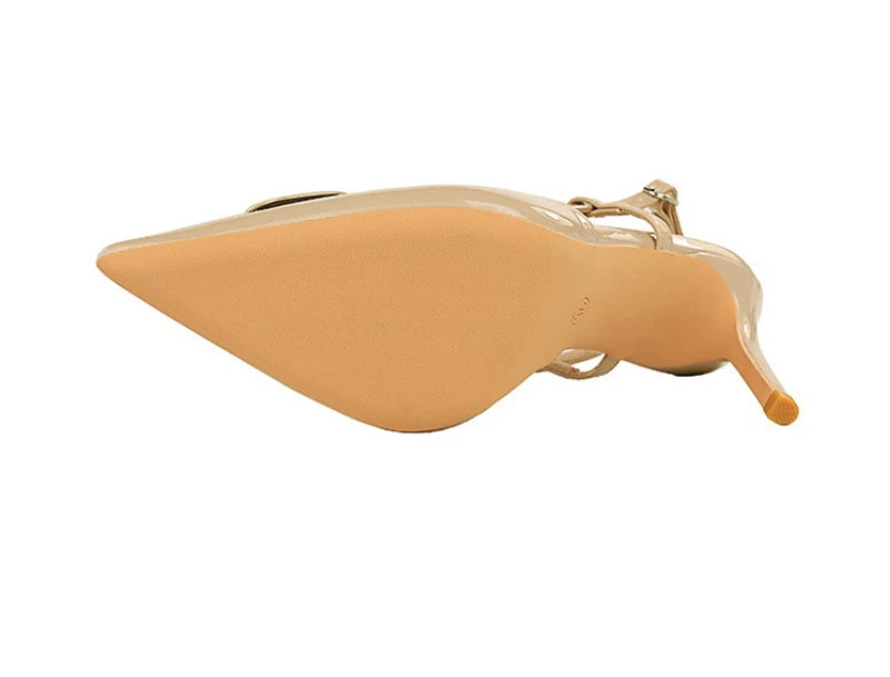 Syrinx Pointed Pumps