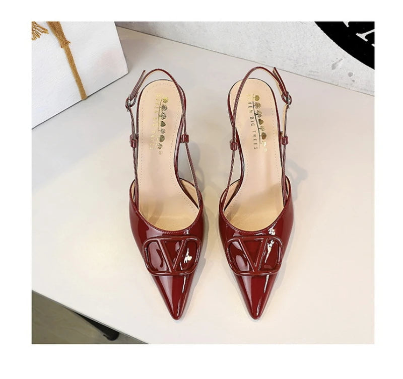Syrinx Pointed Pumps